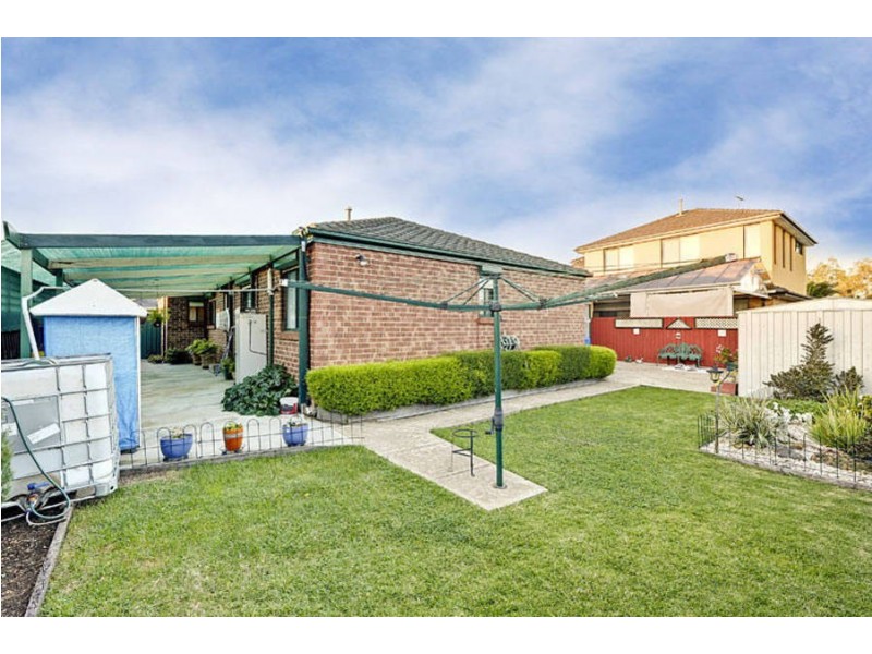22 Cassinia Close, Delahey VIC 3037