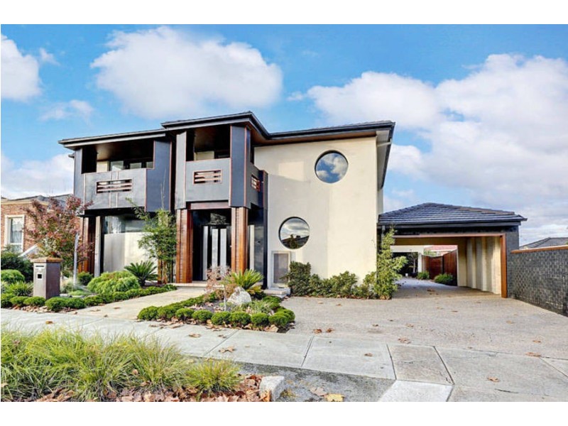 56 McCubbin Drive, Taylors Lakes VIC 3038