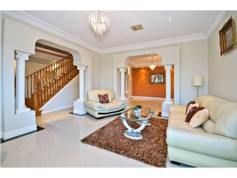 13 Bramshaw Crescent, Hillside VIC 3037