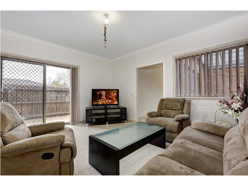 1/50 Allenby Road, Hillside VIC 3037