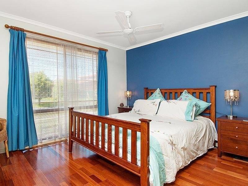 11 Mordaunt Drive, Hillside VIC 3037