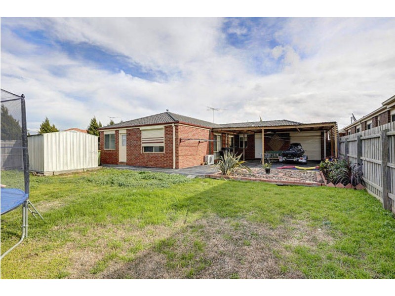 15 Marner Avenue, Hillside VIC 3037