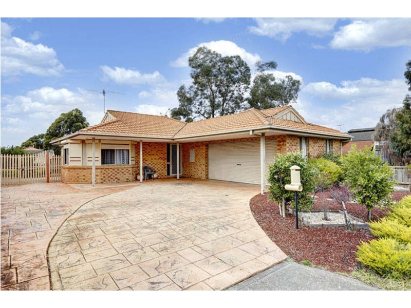 31 Darriwill Close, Delahey VIC 3037