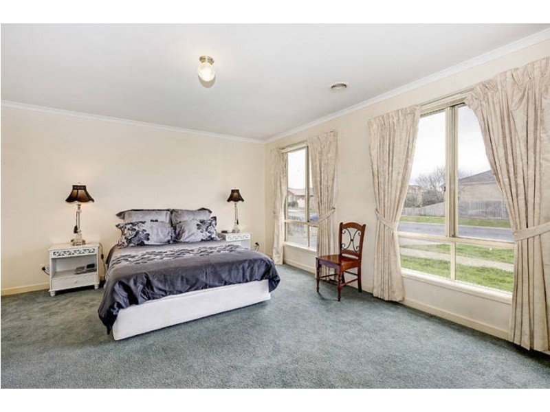 143 Community Hub, Hillside VIC 3037