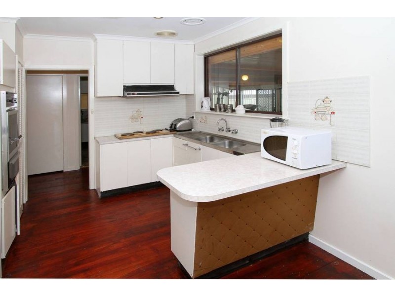 42 Emily Street, St Albans VIC 3021