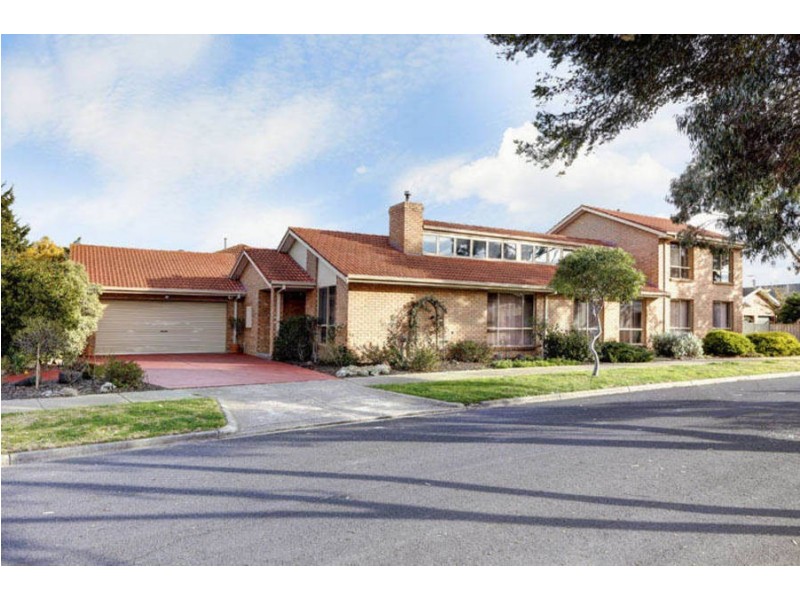 59 Prince Albert Crescent, Taylors Lakes VIC 3038