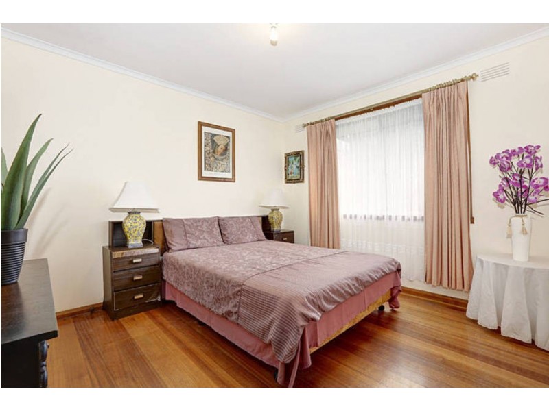 68A Henry Street, St Albans VIC 3021