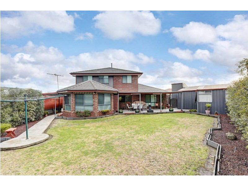 4 The Heights, Hillside VIC 3037