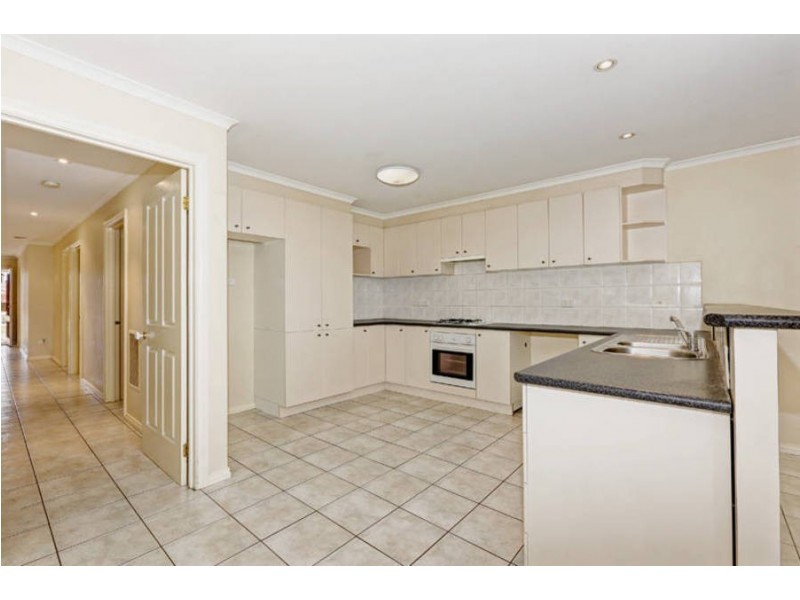 26 Hannah Avenue, Hillside VIC 3037