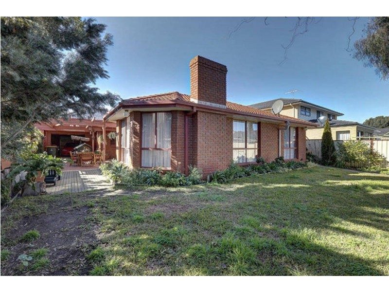2 Canterbury Lane, Sydenham VIC 3037
