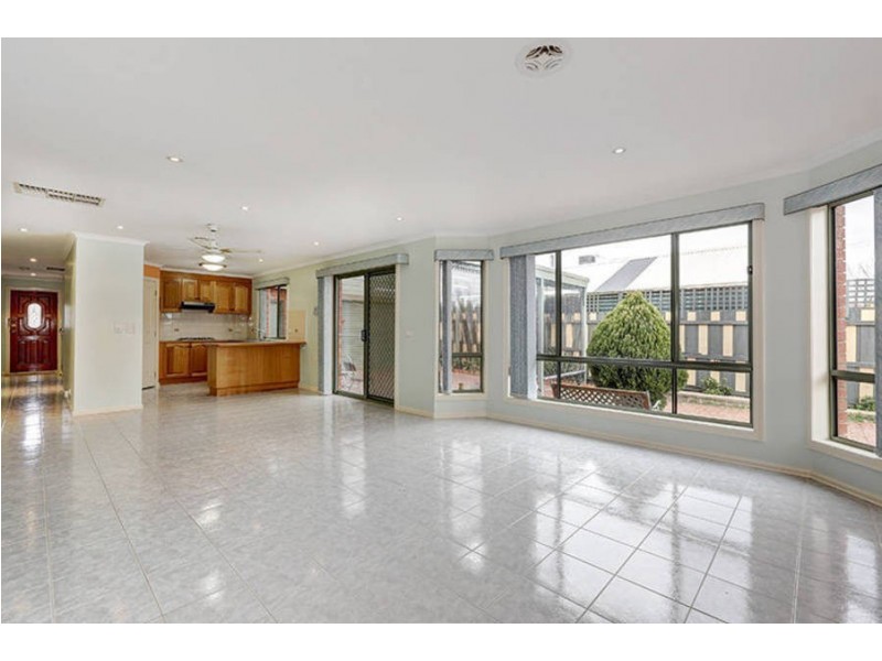 9 Derribong Court, Delahey VIC 3037