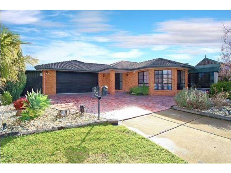 4 Ridge Lane, Hillside VIC 3037