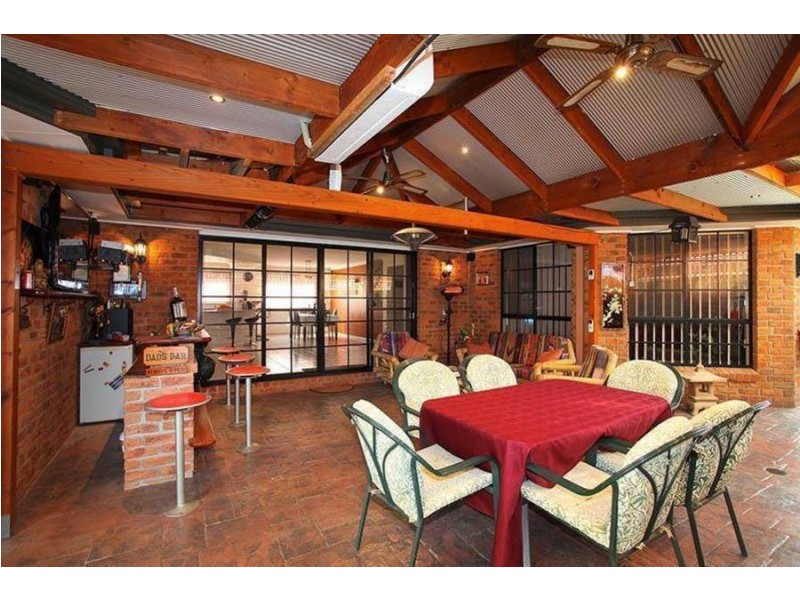 4 Ridge Lane, Hillside VIC 3037