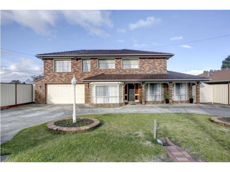 10 Carrington Street, Sydenham VIC 3037