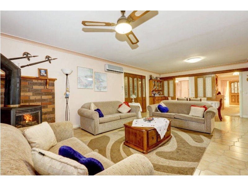 10 Carrington Street, Sydenham VIC 3037