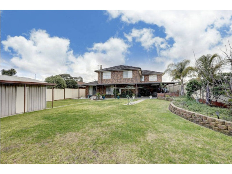 10 Carrington Street, Sydenham VIC 3037