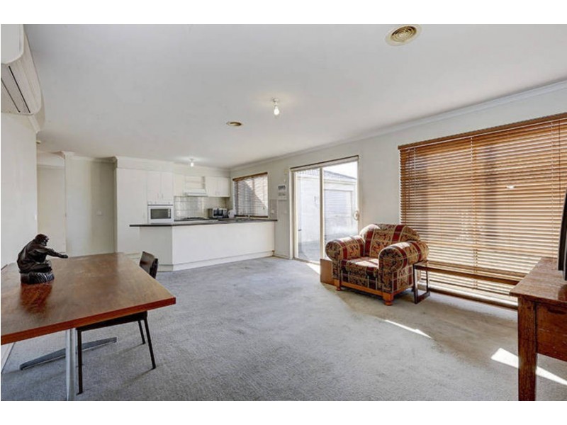 41 Bungarim Wynd, Sydenham VIC 3037