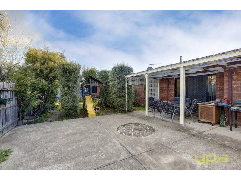 3 Mallard Close, Hillside VIC 3037