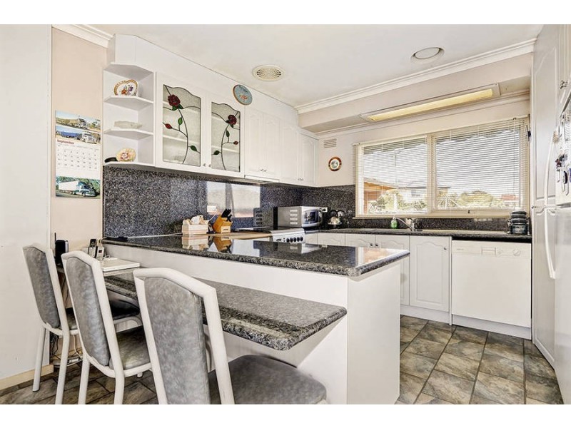 6 Gloucester Court, Sydenham VIC 3037