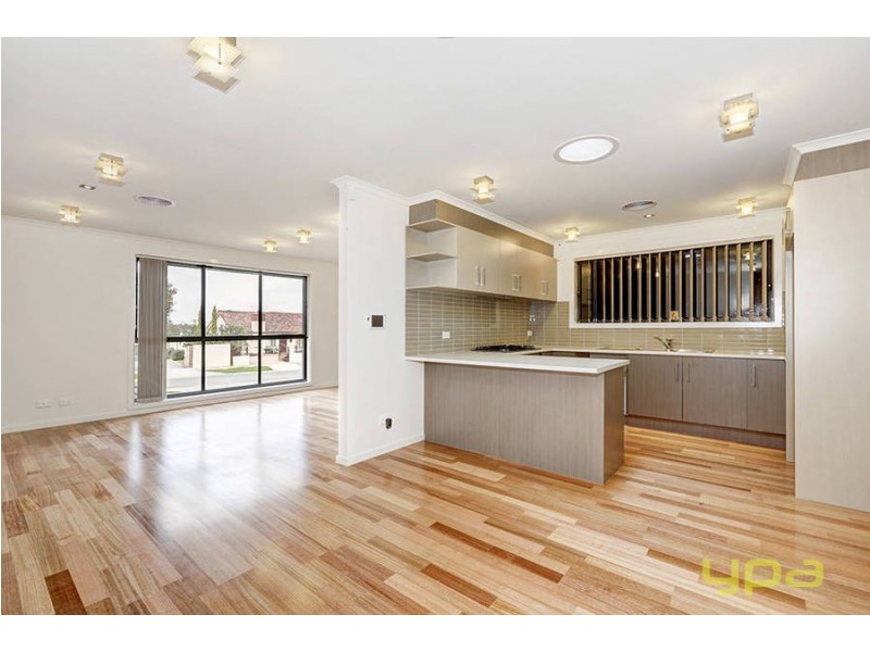 1/21 Breadalbane Court, Sydenham VIC 3037