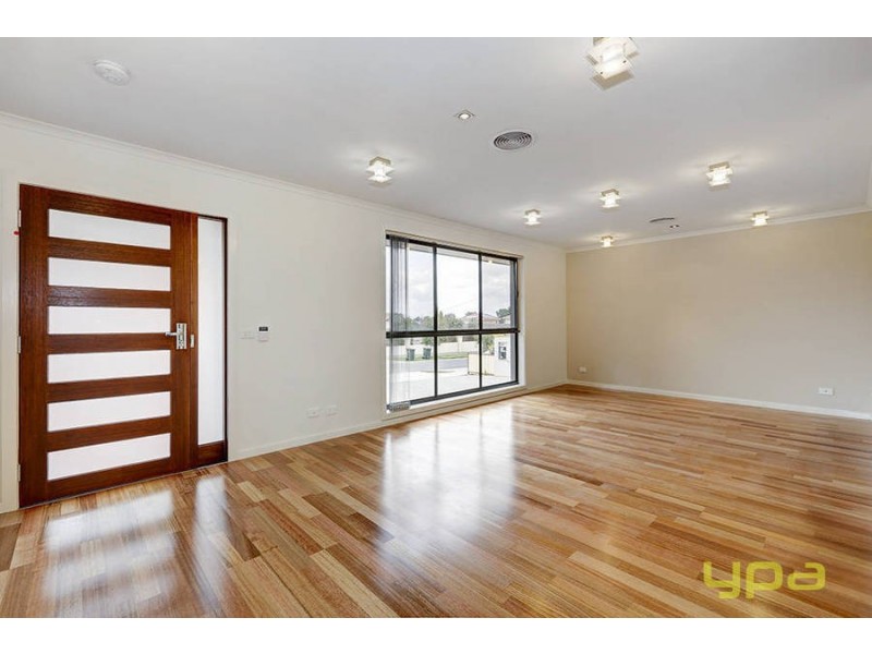 1/21 Breadalbane Court, Sydenham VIC 3037