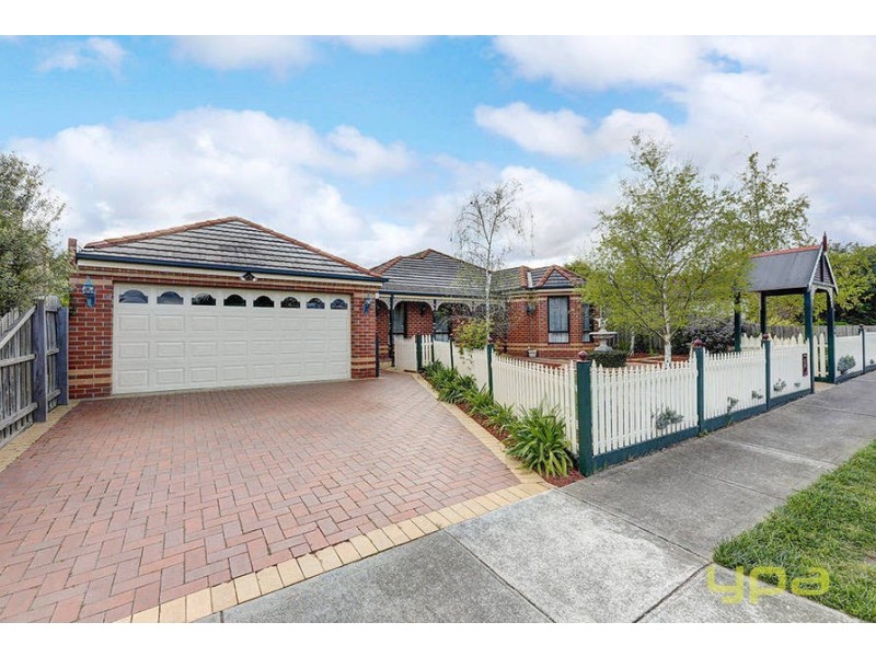 28 Golden Way, Hillside VIC 3037