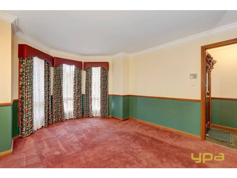 28 Golden Way, Hillside VIC 3037