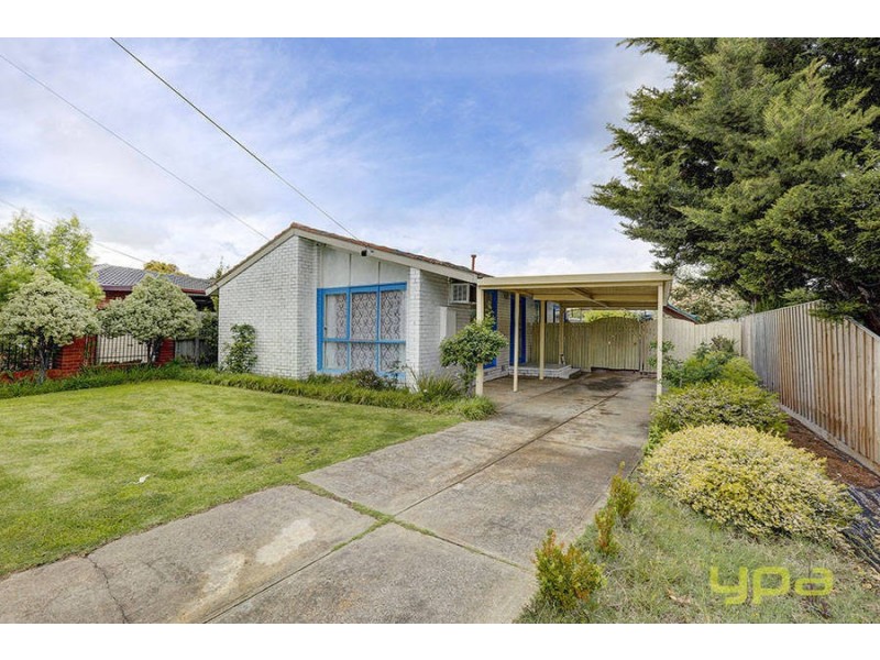 16 Winterson Drive, Albanvale VIC 3021