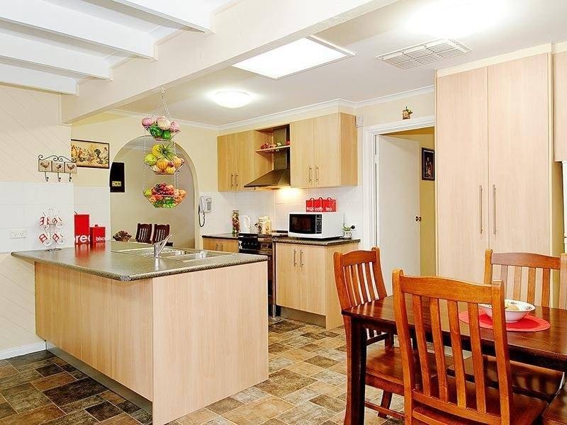 68 Tarella Drive, Keilor Downs VIC 3038