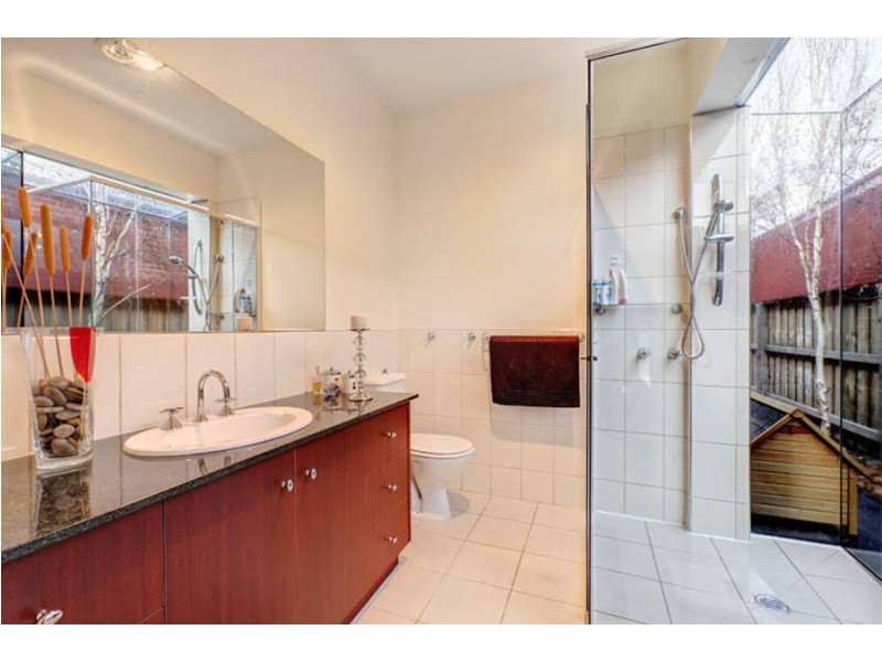 14 Hawthorn Grove, Taylors Hill VIC 3037