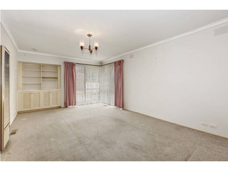 14 Hazelwood Court, Kings Park VIC 3021