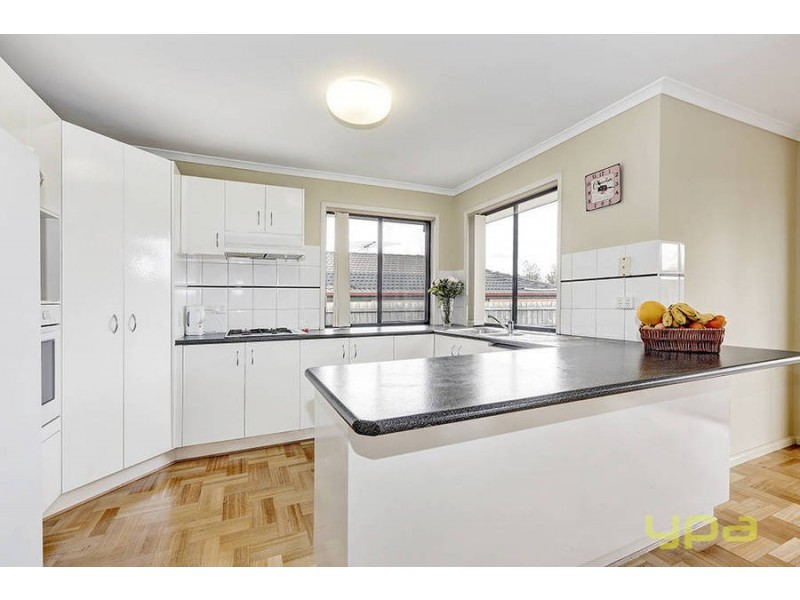 31 Kenswick Drive, Hillside VIC 3037