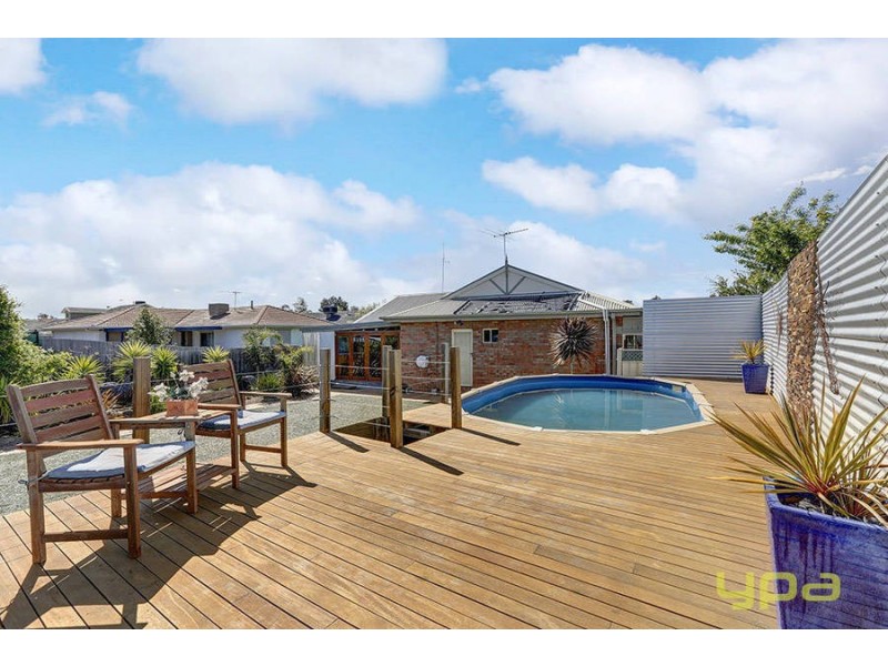 13 Yiota Place, Sydenham VIC 3037