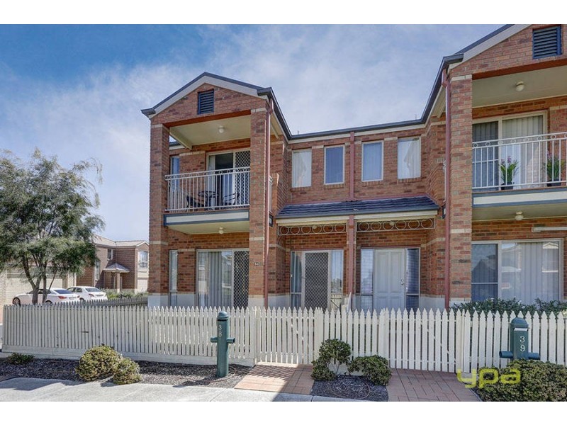 38 Amberlea Cct, Taylors Hill VIC 3037