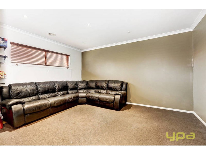 18 Blue Moon Way, Sydenham VIC 3037