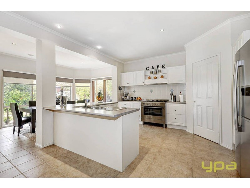 62 Wolviston Avenue, Hillside VIC 3037