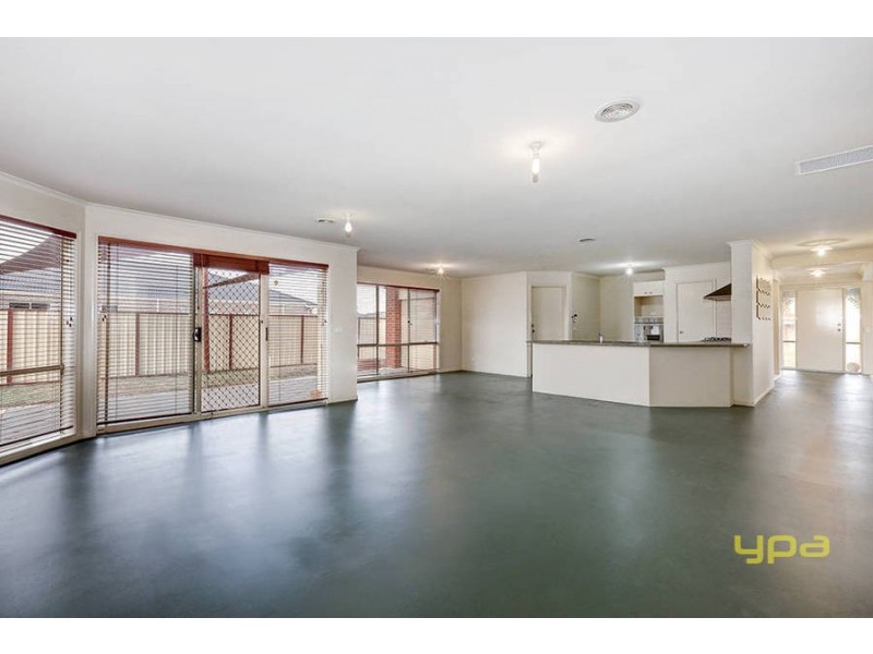 14 Lockie Place, Taylors Hill VIC 3037