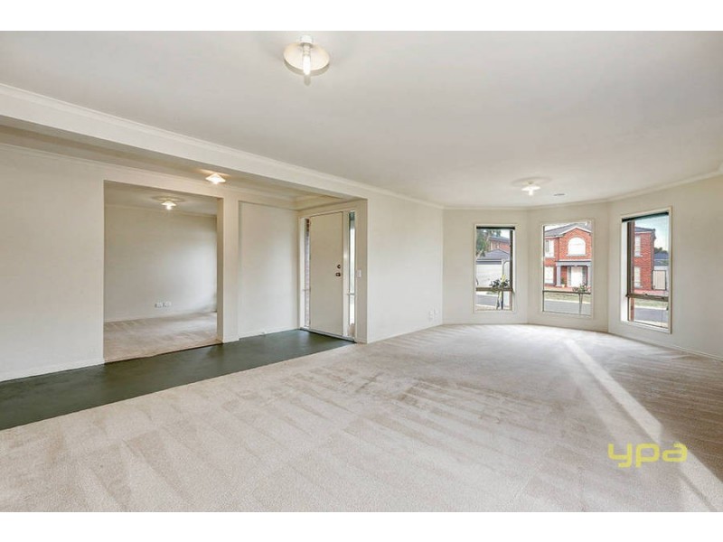 14 Lockie Place, Taylors Hill VIC 3037