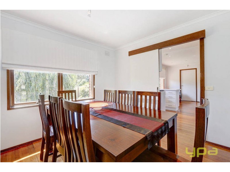 3 Turfan Close, Keilor Downs VIC 3038