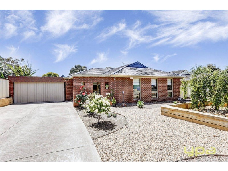3 Turfan Close, Keilor Downs VIC 3038