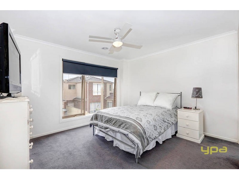 16 David CCT, Hillside VIC 3037