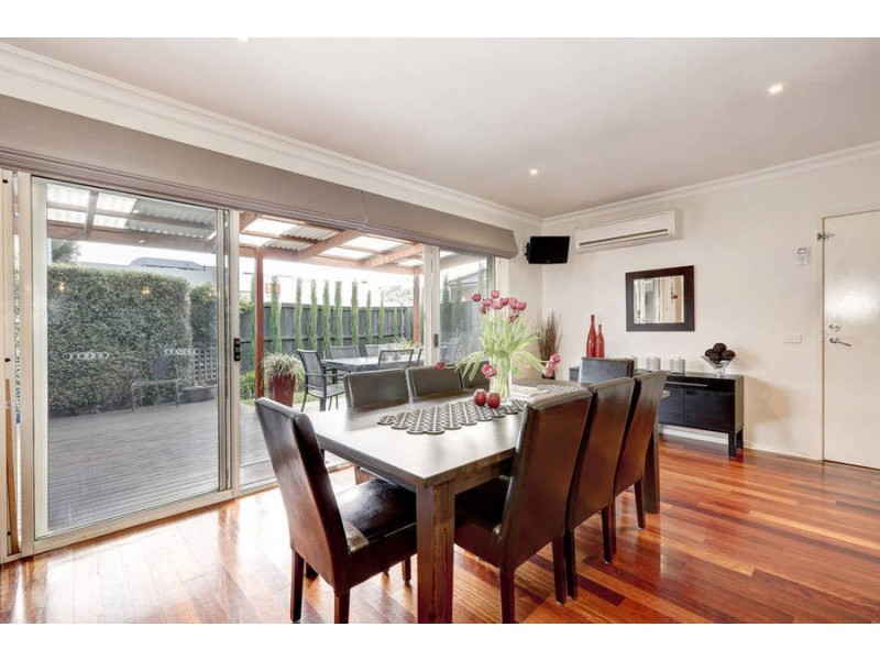 21B Wentworth Drive, Taylors Lakes VIC 3038