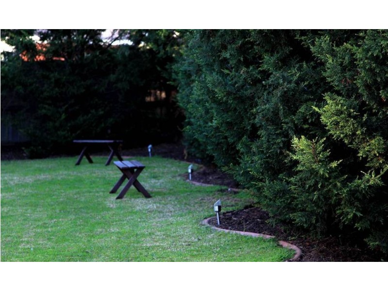 3 Brogil Walk, Sydenham VIC 3037