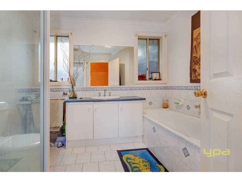 47 Bungarim Wynd, Sydenham VIC 3037