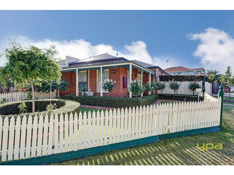 6 Saratoga Crescent, Keilor Downs VIC 3038