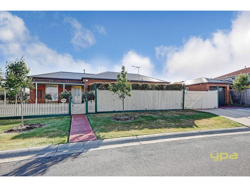 6 Saratoga Crescent, Keilor Downs VIC 3038