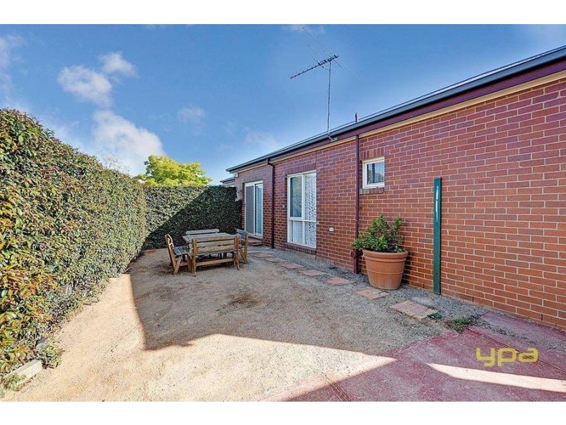 6 Saratoga Crescent, Keilor Downs VIC 3038