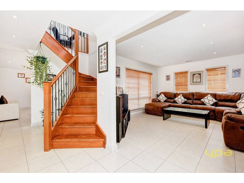 1/2 Jade Way, Hillside VIC 3037