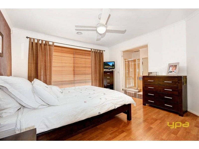 23 Colston Drive, Hillside VIC 3037