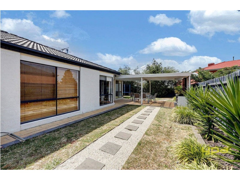23 Colston Drive, Hillside VIC 3037